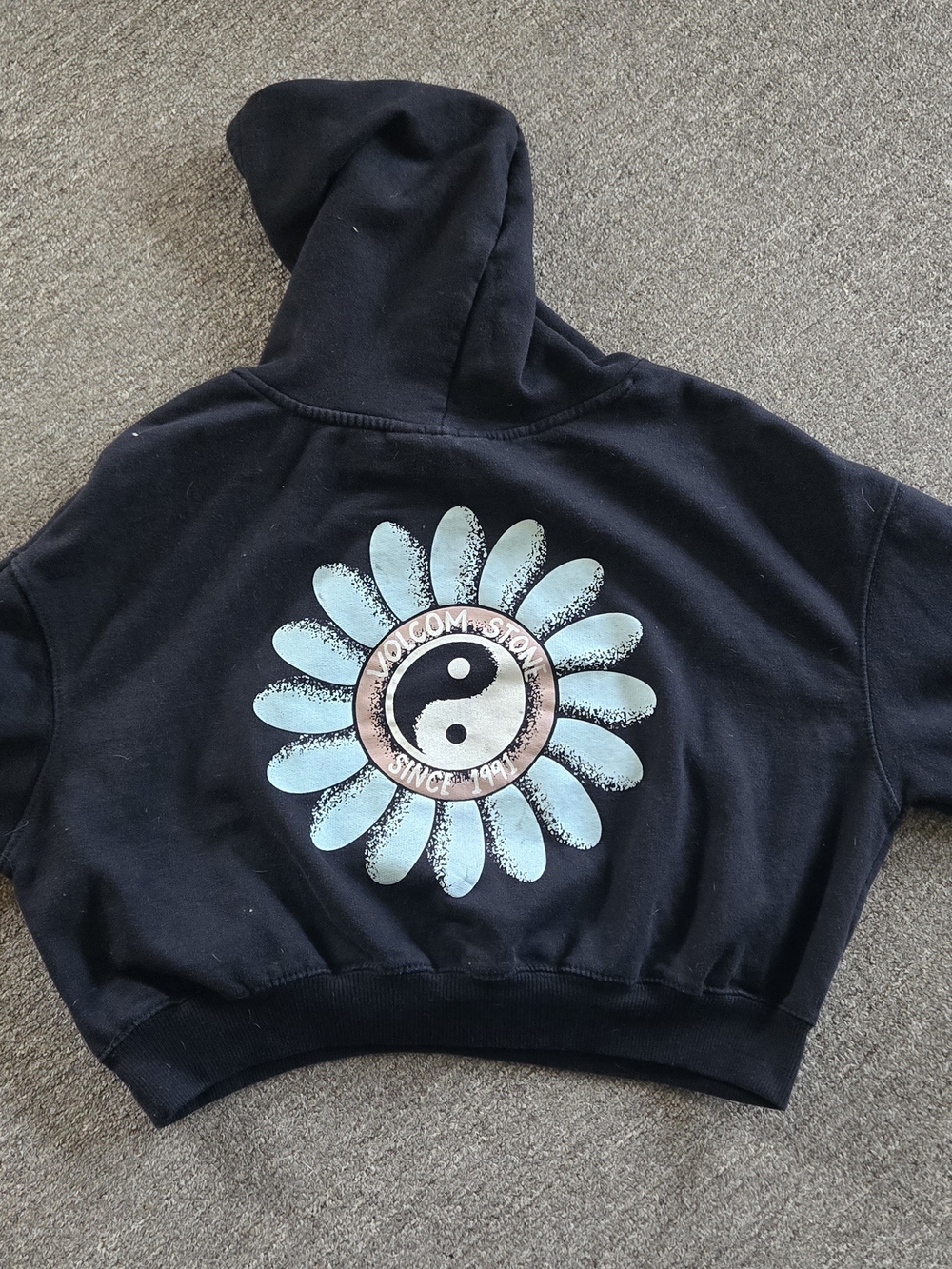 Volcom Black Cropped Hoodie with Yin Yang Patch - Picture 3 of 4
